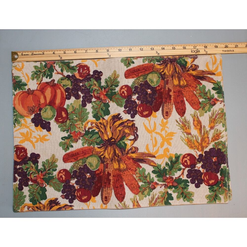 Fall Holiday Dining Place Mats Qty 4 Leaf Print Great for Thanksgiving